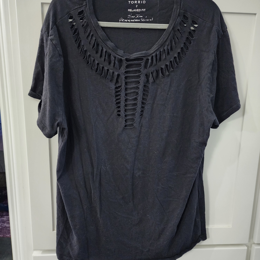 Torrid Black Cut-Out Short Sleeve Tee
